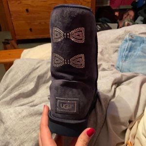 Ugg boots! Size 10 navy color.